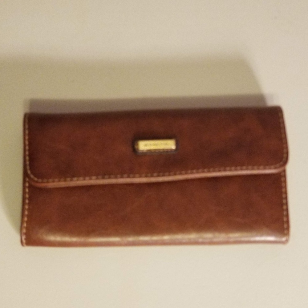"ROSETTI" Brown Wallet/Coin Purse/Credit Card Hold